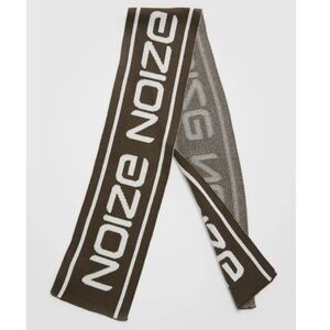 NWT NOIZE scarf